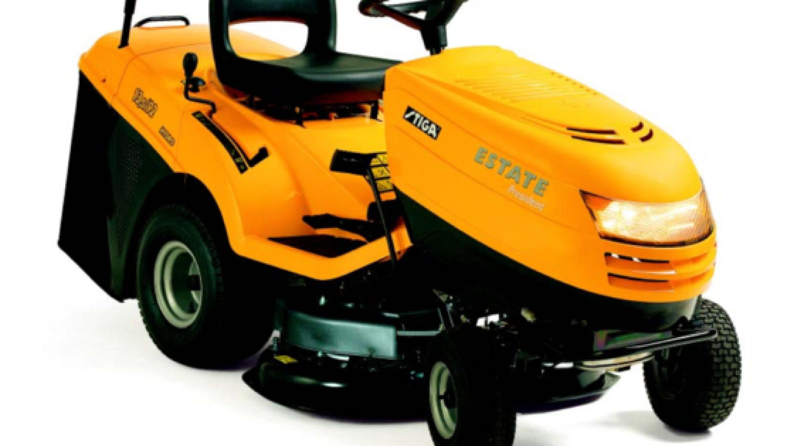 Tweedehands Stiga Estate zitmaaier te koop bij Tuinmachines & Ko in Zeeland