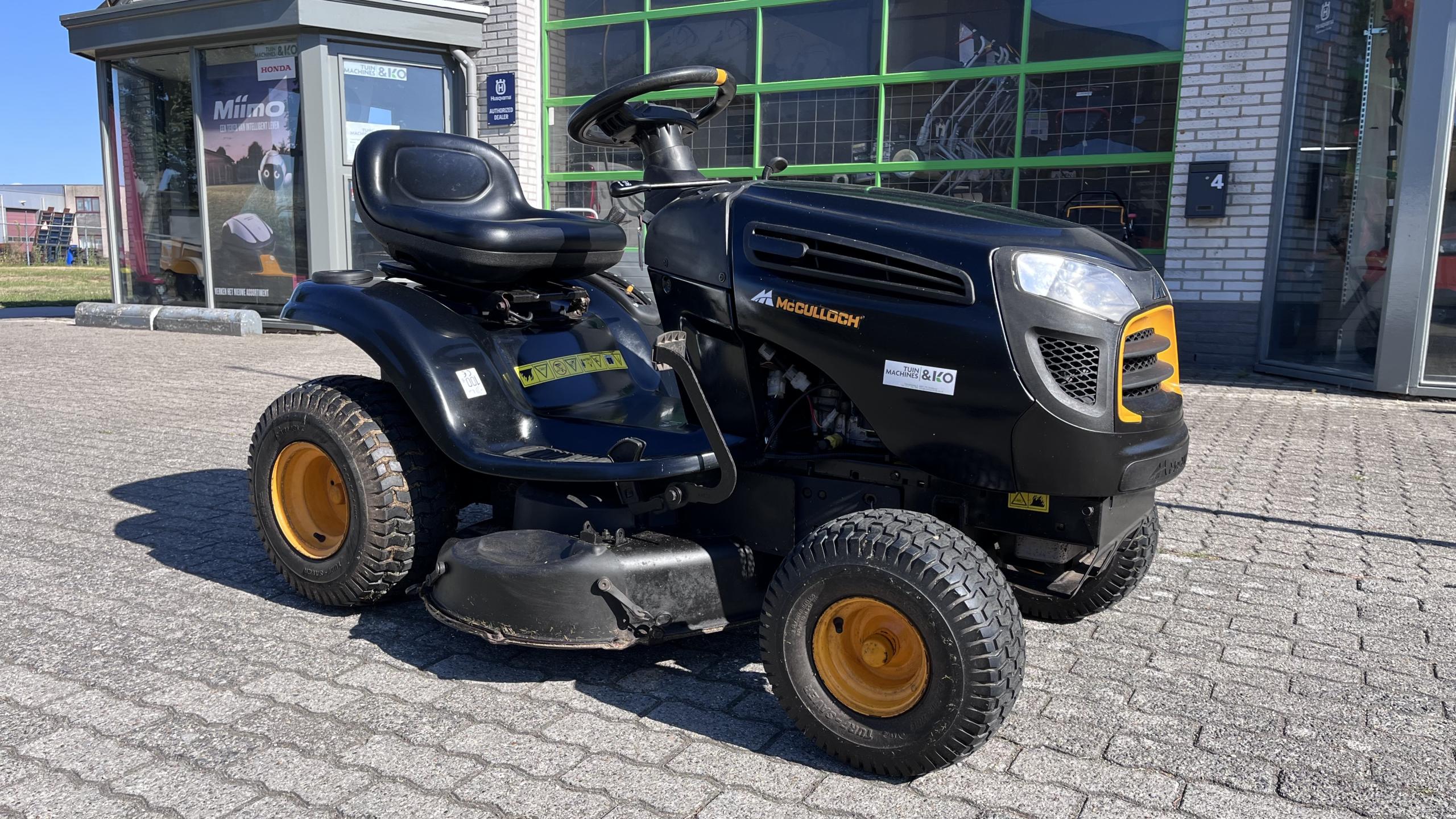 Tweedehands Mc Culloch zitmaaier te koop bij Tuinmachines & Ko in Oostburg