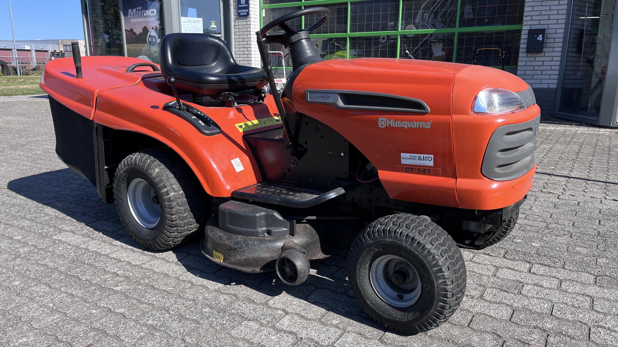 Tweedehands Husqvarna zitmaaier te koop in Zeeuws-Vlaanderen bij Tuinmachines & Ko